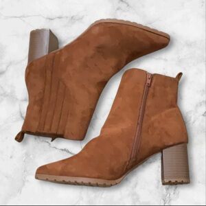 (NWOB) MAURICES "ALEXA" FAUX SUEDE BOOT SZ 9.5 (3" Heel)